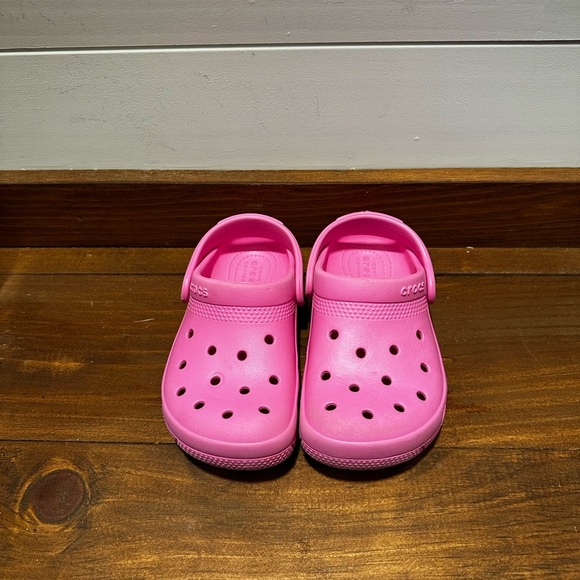 Toddler Girls Pink Slide On Crocs Clogs Water Proof Beach Pool Size C8 - Picture 1 of 4